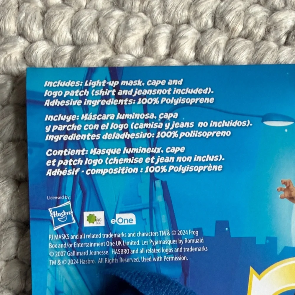 Disguise Light-Up Mask Costume Set
